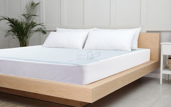 Highcrest Waterproof Cooling Mattress Protector ( 100 X 200 ) cm - White - Image 1